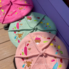 Load image into Gallery viewer, Sweet shop Beret (baby pink/ hot pink/ turquoise) *for both kids&amp; adults*