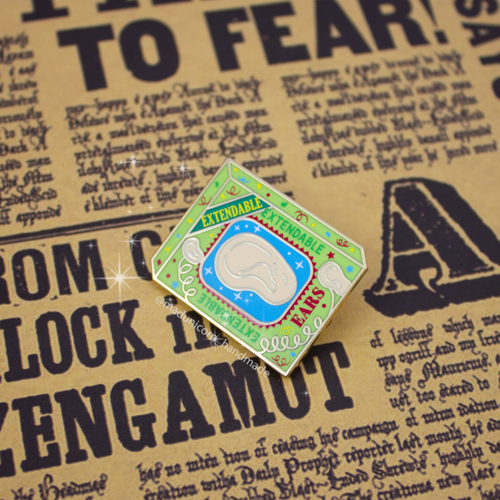 Ears walkie talkie| Enamel Pin