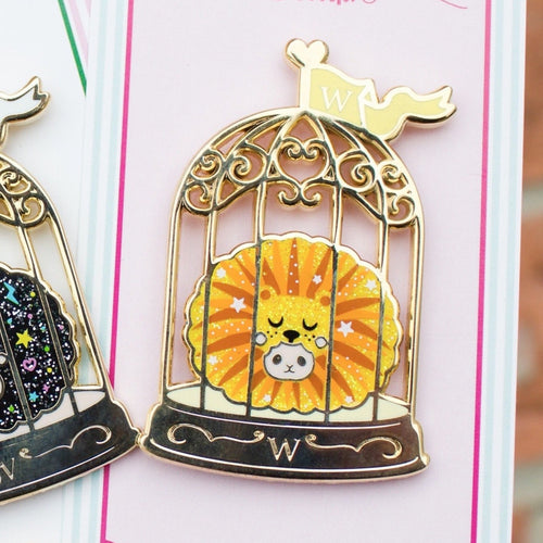 Lion Puff | Enamel Pin